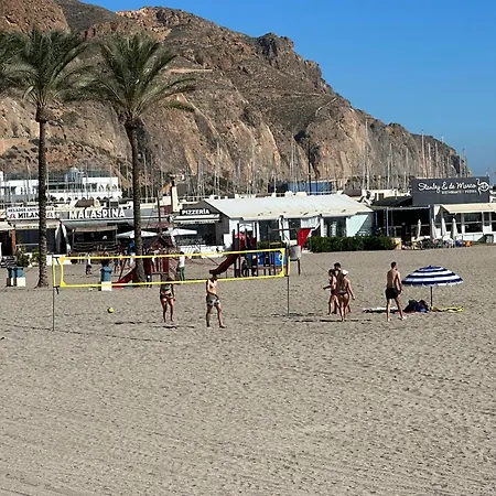 Apartment 1 Linea Playa Yate